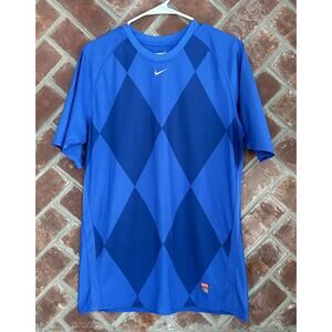 Nike Team‎ FC Soccer T Shirt Mens Size Medium Center Swoosh Blue Argyle D…